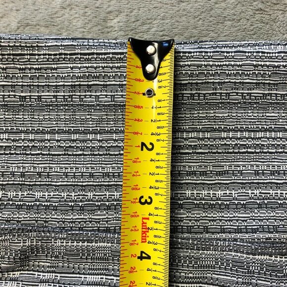 Athleta High Rise Jacquard Chaturanga 7/8 Tight Black/White Leggings - Picture 9 of 11